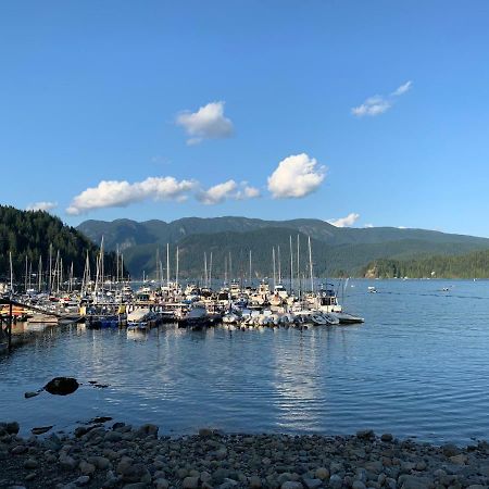 Bed and Breakfast Deep Cove Retreat Норт-Ванкувер Екстер'єр фото